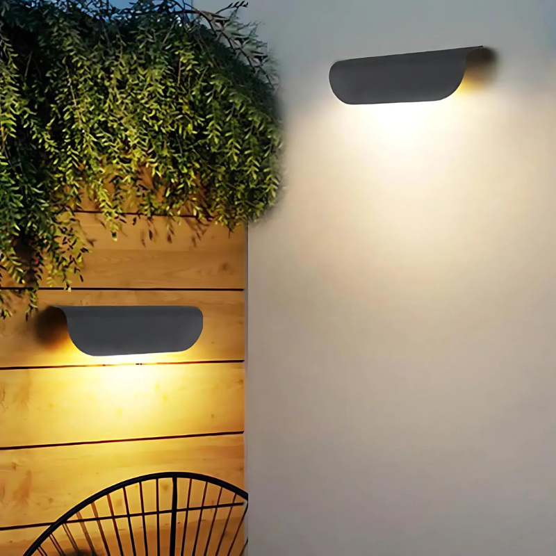 Wasserdichte LED-Wandleuchte für Garten und Terrasse, modern und energieeffizient