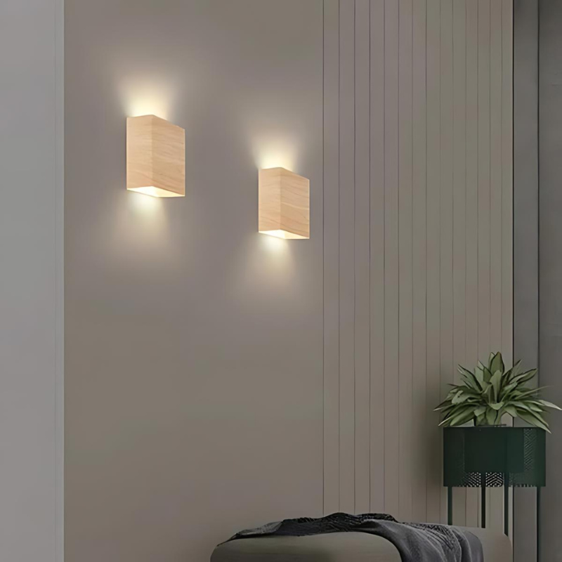 Nordic Wandlampe Holz mit warmer LED-Beleuchtung für stilvolles Wohnen