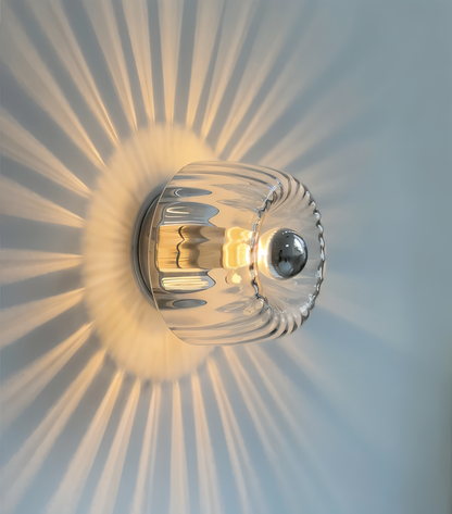 Glas Wandlampe Sonnenstrahlen Design für stilvolle Beleuchtung Zuhause