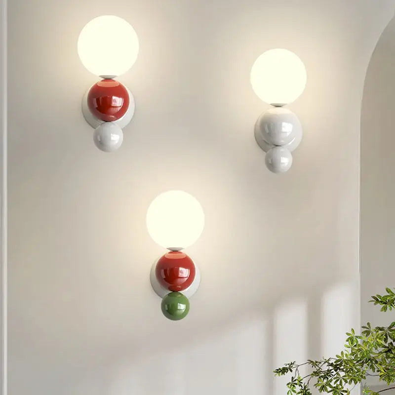 Wandleuchte verstellbar mit Lichtperlen-Finish für elegantes Wohndesign