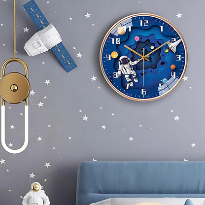 Astronauten Wanduhr Kinder im Weltraumdesign für Zimmerdekoration